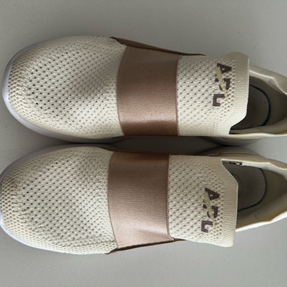 APL Sneakers
